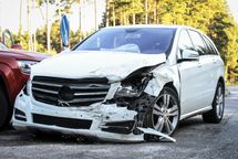 Unfallinstandsetzung - Vathauer Karosserie und Lackiertechnik GmbH in Osnabrück