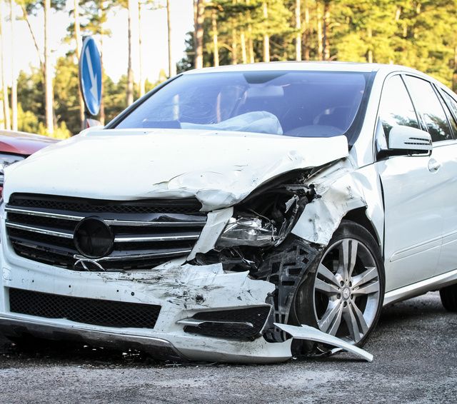 Unfallinstandsetzung - Vathauer Karosserie und Lackiertechnik GmbH in Osnabrück